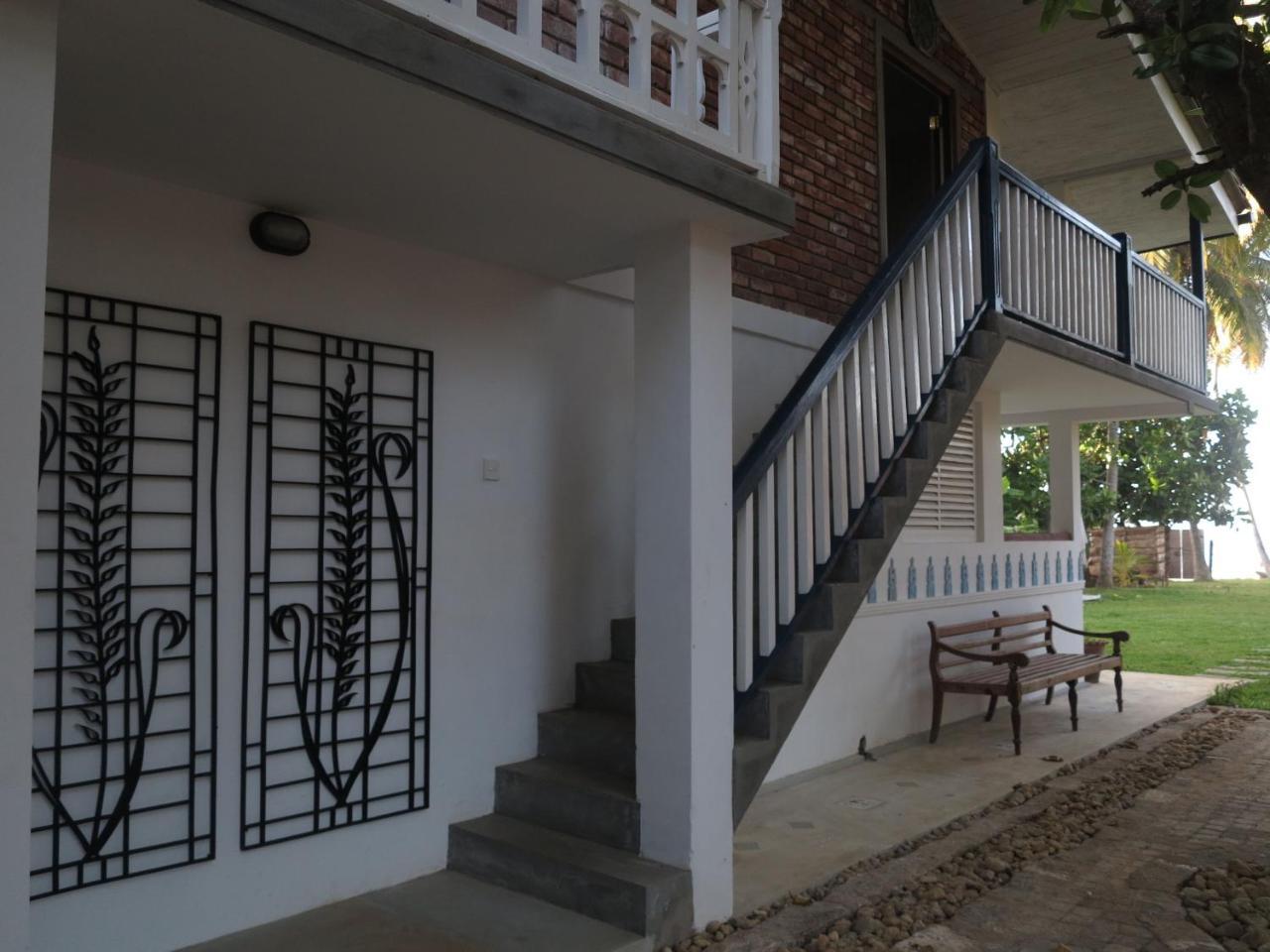 Esperanza Beach Villa And Spa Morakatiyara Esterno foto