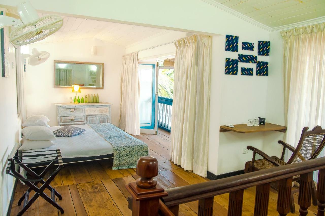 Esperanza Beach Villa And Spa Morakatiyara Esterno foto